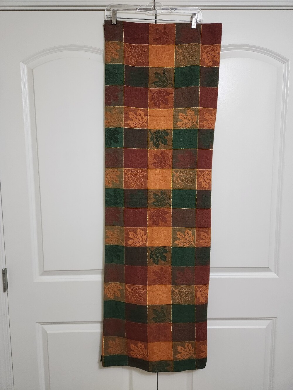 Fall Leaves Jacquard Tablecloth in Rust/Green with Metallic Bronze Threading